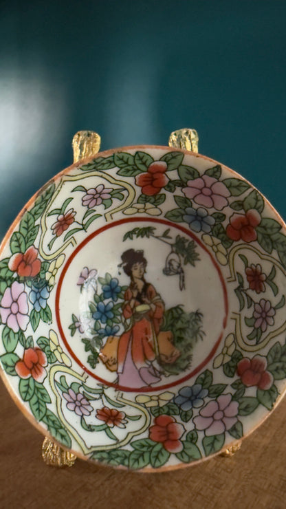 Vintage Mini Bowl Woman Sitting