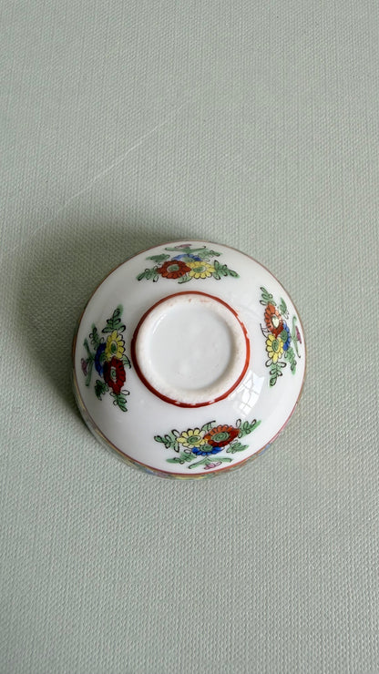 Vintage Mini Famille Rose Three Women Figure Bowl