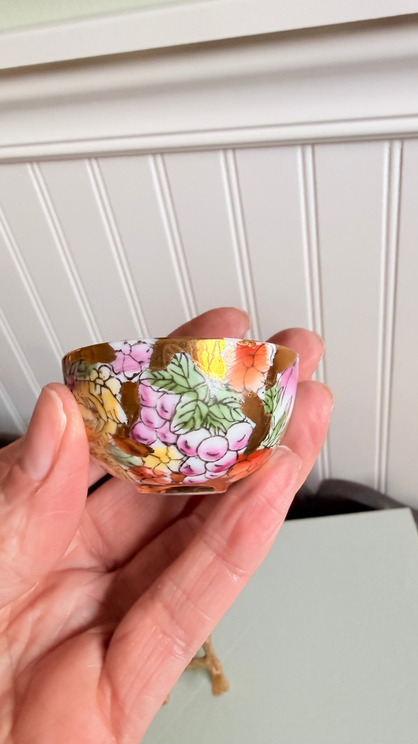 Vintage Miniature Famille Rose Figural Millefleur Bowl