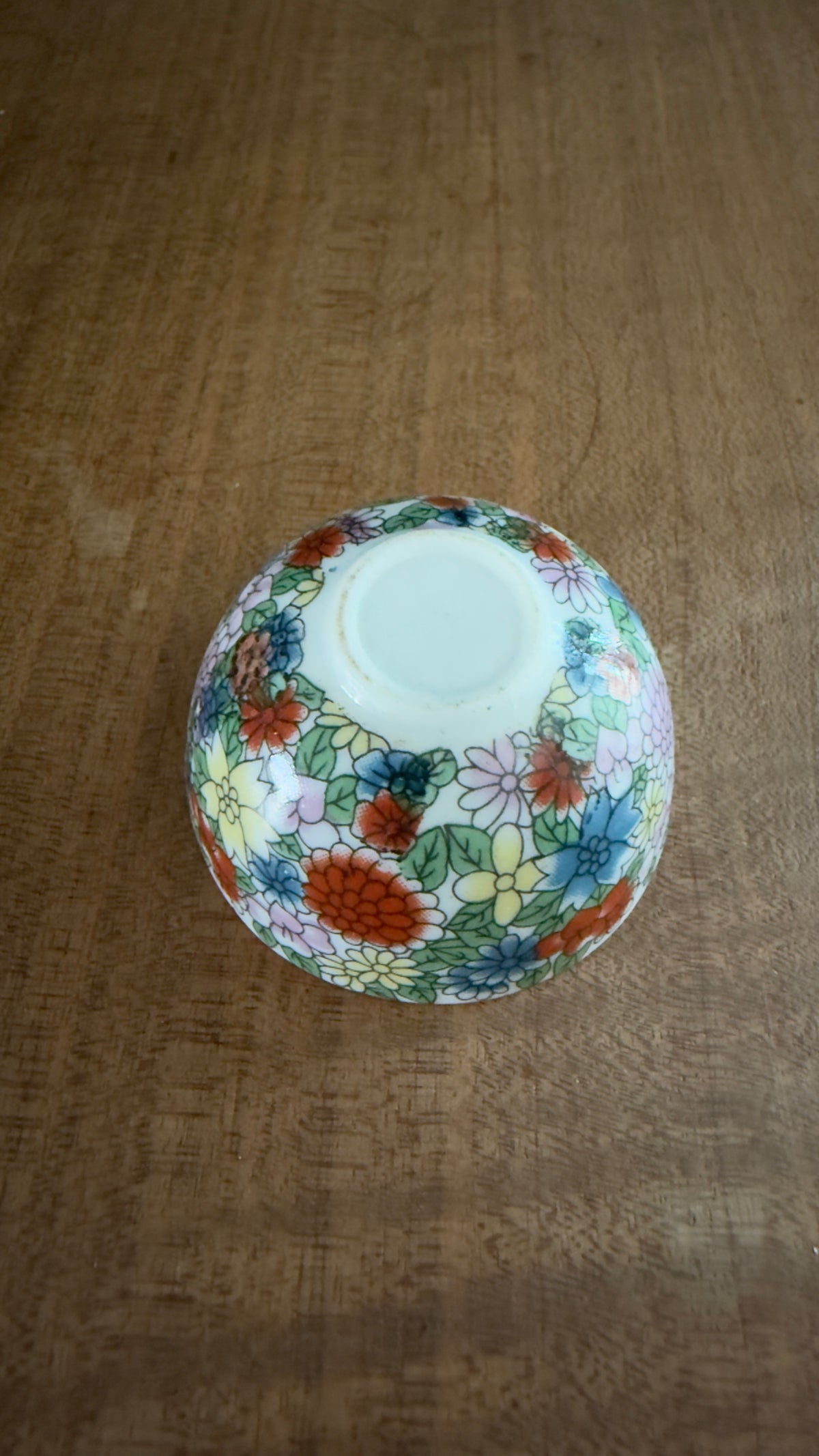 Vintage Mini Bowl Woman Sitting